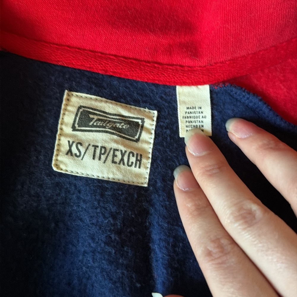 Boston Red Sox Tailgate Half-Zip in X-Small - Picture 2 of 3